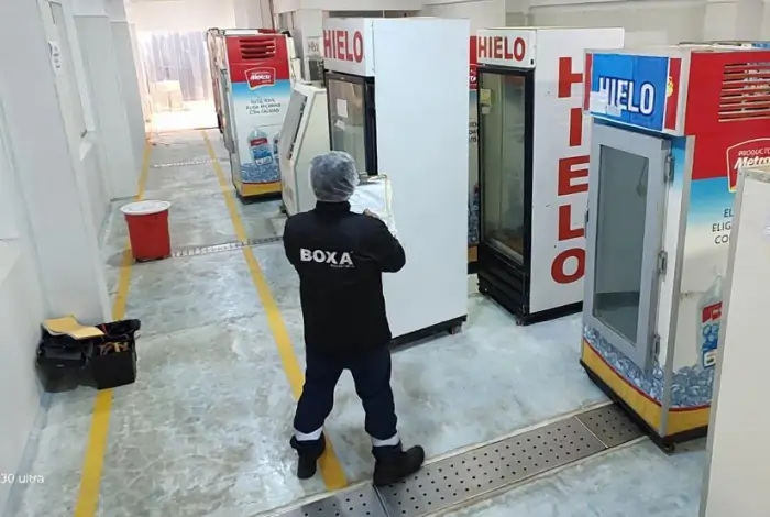 tecnico boxa maquina hielo